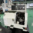 2021年的机器准新的同款2台巨浪CNC30排刀车 回转直径：240mm 加工直径：100.